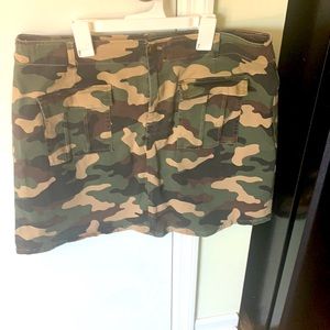 Army skirt size 14